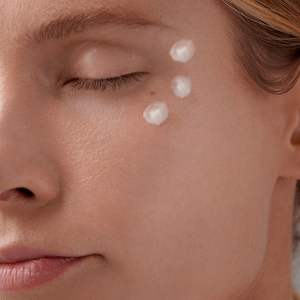 YOUR EYES Contorno de Ojos 15mL en Envase Airless - Product Image 2