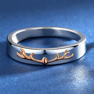 Set di Anelli Moda a Forma di Corna di Cervo, Bicolore in Rame e Zirconi, Gioielli Eleganti e Moderni, Idea Regalo - Product Image 6