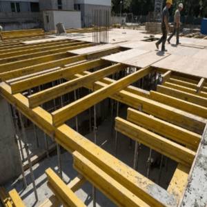 Poutre de coffrage en bois réutilisable avec profil H20 pour des travaux de construction économiques - Product Image 5