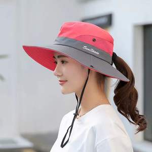 Chapeau de soleil d'été pour femme en maille à large bord, protection UV, chapeau bob d'extérieur avec trou pour queue de cheval - Product Image 4
