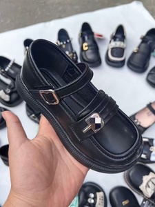 Scarpe da principessa per bambini nuovo stile nero scarpe da scuola per ragazze morbide Sole alla moda scarpe in pelle di Design misto all'ingrosso - Product Image 6