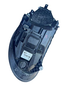 ไฟหน้า LED แท้ใหม่สำหรับ Porsche 911 Targa รุ่น OEM 992941917D 992941918D - Product Image 3