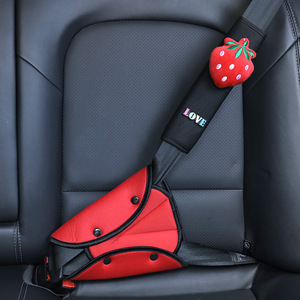 Almohadilla para cinturón de seguridad de coche, juego de almohadillas para hombros con diseño de fresa roja para bebés de 12 a 23 meses, cojín de seguridad multifunción - Product Image 2