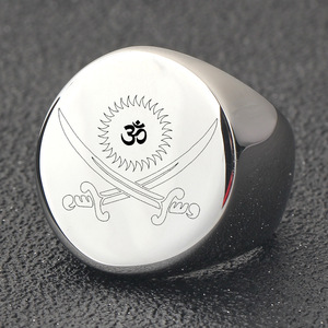 Bague ronde en acier inoxydable 22MM, design épée, bijoux pour homme, usage quotidien, forme géométrique en acier doré - Product Image 4