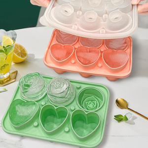 Nuevas llegadas al por mayor: Molde de silicona 3D portátil con forma de corazón de rosa, sin BPA, para cubitos de hielo de whisky, con logotipo personalizado. - Product Image 1