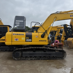 Excavadora Hidráulica Komatsu PC220-8 Usada en Venta, Motor Original, Pocas Horas de Uso, para Construcción de Carreteras, Minería y Alquiler - Product Image 1