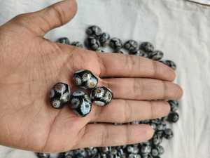 ลูกปัดแก้วคริสตัลคุณภาพสูงทรงกลมรีสำหรับทำเครื่องประดับ วัสดุงานฝีมือ สีตามสั่งจากอินเดีย บรรจุกล่องขายส่ง - Product Image 1