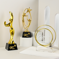 Trophée personnalisé avec logo créatif en résine et métal doré, souvenir de danse et cadeau pour toutes les compétitions et événements sportifs