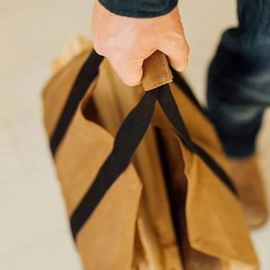 Sac de transport pour bois de chauffage en toile cirée, certifié BSCI, robuste et durable - Product Image 4
