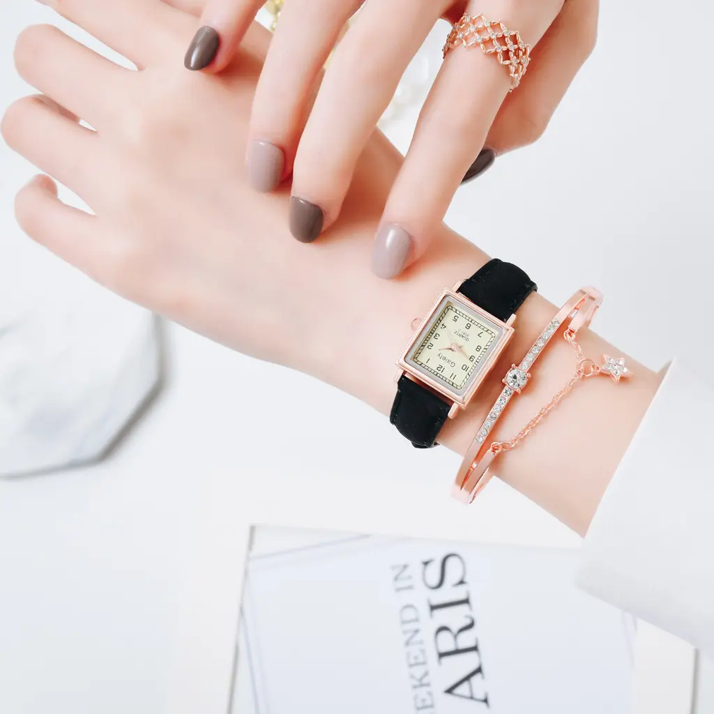 Großhandel Custom LOGO Modeschmuck Stern Armband Armbanduhr Damen Quarzuhren Geschenk Armreif Set für Mädchen