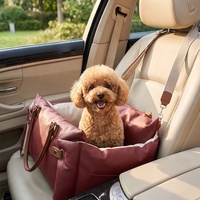 Petjoy Siège de Voiture pour Chien en Cuir PU, Lit de Voyage Imperméable pour Animaux, Canapé 3-en-1, Sac de Transport, Harnais de Sécurité, Base Antidérapante Amovible