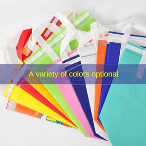 Bolsa Térmica Plana Impermeable Personalizada con Aislamiento, Forro de Papel de Aluminio, Diseño Portátil con Patrón de Letras y Logotipo Personalizado para Almacenamiento de Alimentos - Product Image 3