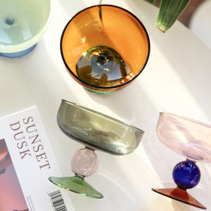 Bol en verre soufflé à la main, transparent et résistant à la chaleur, à pied haut, pour desserts, yaourts, sucre, eau, taro et crème glacée – Design moderne pour la maison - Product Image 4