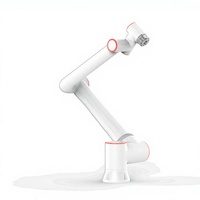 Bras de robot collaboratif articulé pour la soudure, avec guidage intuitif par la main et sans programmation