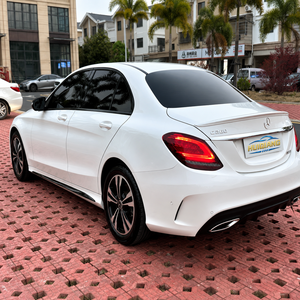 <span class=keywords><strong>Mercedes</strong></span> <span class=keywords><strong>Benz</strong></span> <span class=keywords><strong>Classe</strong></span> <span class=keywords><strong>C</strong></span> 2019 C260 Versione Sport 1.5T 48V Mild Hybrid 9G Tronic Automatic RWD Berlina di Lusso Usata - Product Image 3