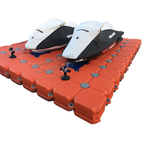 Ponton modulaire pour quai de jet ski, matériau HDPE, conception à charnières, 500x500x400mm, 7kg
