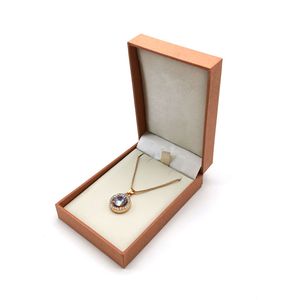 Boîte à bijoux de luxe à rabat avec logo personnalisé pour ranger des bagues, des colliers et des ensembles de bracelets - Product Image 3