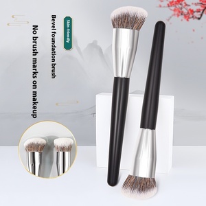 Brocha de base en forma de gota de cabeza oblicua grande brocha de maquillaje de cara suave para corrector de crema BB herramientas de maquillaje de <span class=keywords><strong>ojos</strong></span> no comer polvo - Product Image 1