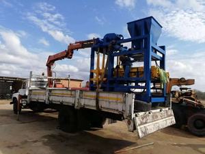 Mesin QT4-25 Otomatis Ekonomis untuk Pembuatan Batu Bata Beton & Blok Interlocking dengan Blok Multi-hollow - Product Image 5