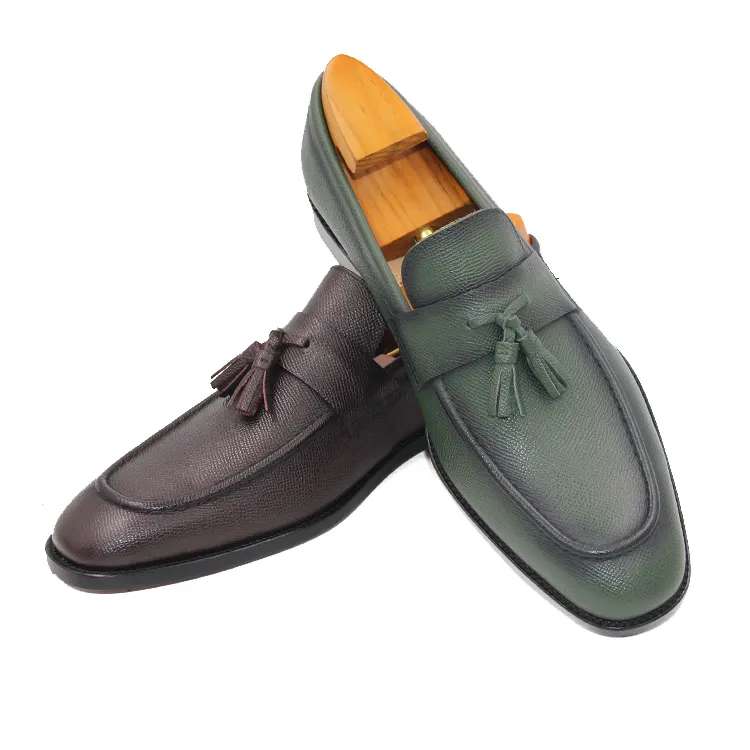 Chaussures personnalisées Mocassins et ceintures en cuir peint à la main de haute qualité avec glands chaussures de ville et richelieu pour hommes