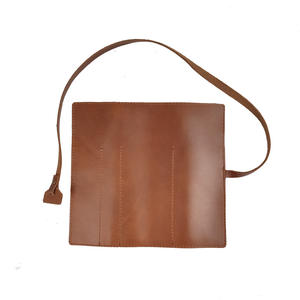 Nouveau porte-<span class=keywords><strong>crayon</strong></span> en cuir véritable <span class=keywords><strong>de</strong></span> Type rouleau haute qualité étanche Simple <span class=keywords><strong>couleur</strong></span> unie rétro stylo rideau - Product Image 4