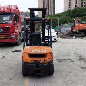 Chariot élévateur diesel d'occasion de qualité supérieure, 3 tonnes, moteur japonais, mât triplex, extérieur, 6 m - Product Image 2