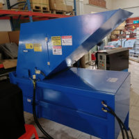 Compacteur de volume de compression des déchets