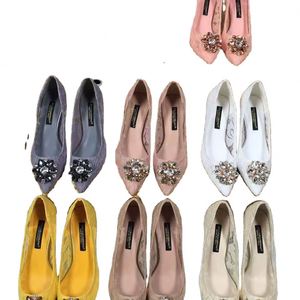 รองเท้าส้นสูงสตรีแบบส้นเข็ม 5 ซม. รองเท้าเจ้าสาวส้นเตี้ย รองเท้าแต่งงานแบบมีหัวเข็มขัดเงา กันน้ำ สวมใส่สบายสำหรับฤดูร้อน/ฤดูหนาว - Product Image 1