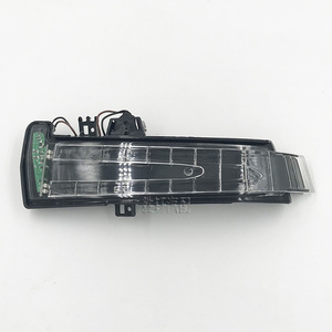 กระจกมองหลังเมอร์เซเดส เบนซ์ ไฟเลี้ยว LED แบบมีระบบทำความร้อนด้านซ้าย 12V - Product Image 1