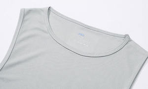 T-shirt de sport pour homme personnalisé, col rond, ourlet incurvé, sans manches, débardeur de fitness, chemise de musculation, haut de sport pour la salle de sport - Product Image 6