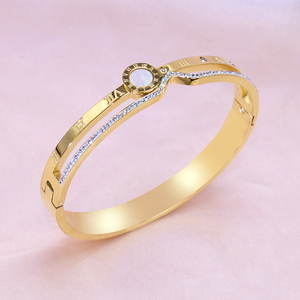 Oem Các Nhà Sản Xuất Hợp Thời Trang Quà Tặng Tùy Chỉnh Thiết Kế Chữ Số La Mã Quyến Rũ Zircon Vòng Đeo Tay Thép Không Gỉ Trắng Becca Nút Vòng Đeo Tay - Product Image 4