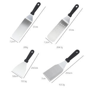 Venta caliente Utensilios <span class=keywords><strong>de</strong></span> cocina <span class=keywords><strong>de</strong></span> acero inoxidable Tong Tenedor Turner Molino <span class=keywords><strong>de</strong></span> <span class=keywords><strong>sal</strong></span> y pimienta Brochetas Parrilla <span class=keywords><strong>de</strong></span> barbacoa con bolsa <span class=keywords><strong>de</strong></span> transporte para exteriores - Product Image 3