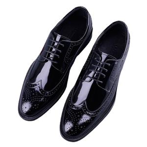 รองเท้าหนังวัวแท้แบบ Brogue พร้อมพื้นกันลื่นและพื้นรองเท้าด้านในที่นุ่มสบาย รองเท้าทางการสำหรับผู้ชาย - Product Image 6