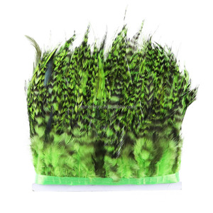 Plumas de Faisán Naturales Teñidas de 4-6 Pulgadas, Adorno de Plumas de Gallo <span class=keywords><strong>Chinchilla</strong></span>, Flecos para Manualidades, Bodas, Carnaval, <span class=keywords><strong>Precio</strong></span> de Fábrica - Product Image 4