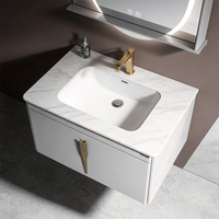 Ensemble de meubles de salle de bain contemporains avec miroir décoratif élégant doté d'un éclairage à fonction mémoire et d'un étagère de présentation