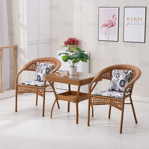 plastic woven lounge chair