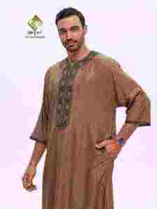 Nouvelle Robe Arabe Haut de Gamme pour Homme 2025 : Matière Douce Anti-Boulochage, Manches Trois-Quarts, un Jour Lumineux pour un Occasion Spéciale - Product Image 3