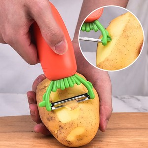 Pelador de Patatas Magnético con Forma de Zanahoria, Multifuncional, de Acero Inoxidable, con Abrebotellas para Uso Doméstico - Product Image 4