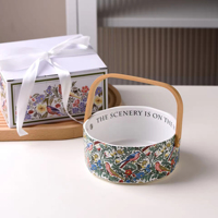 Keramische bloemenvormige fruitschaal met houten handvat, elegante porseleinen fruitschaal met handvat