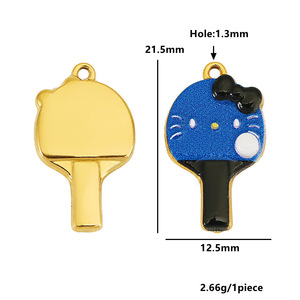 Pendentif raquette Hello Kitty plaqué or 18 carats, breloque chat de dessin animé pour accessoires de bijoux DIY, unisexe, à porter au quotidien - Product Image 2