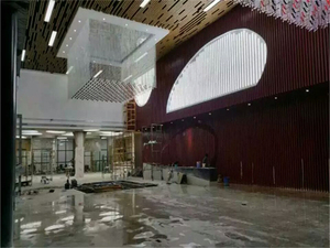 Panel de Revestimiento de Aluminio con Imitación de Madera, Revestimiento Metálico con Diseño de Grano de Madera, Panel de Pared Interior y Exterior - Product Image 1