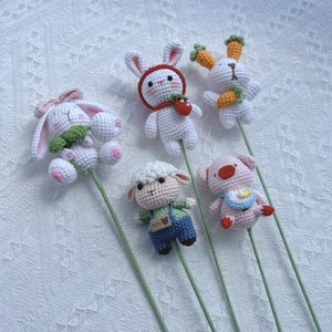 Bouquet de cochons en crochet de qualité supérieure - Bouquet de <span class=keywords><strong>fleurs</strong></span> en animaux tricotés à la main exquis de haute qualité Cadeau - Product Image 2
