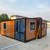 Maison conteneur préfabriquée de haute qualité de 40 pieds en panneaux sandwich extensibles, design moderne, unité modulaire prête à l'emploi pour usage hospitalier