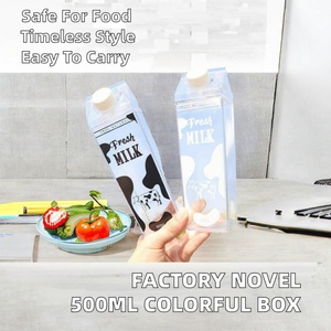 Bouteille d'eau sportive réutilisable en plastique carrée de 500 ml, écologique, pour l'extérieur, avec couvercle, sans danger pour les aliments - Product Image 2
