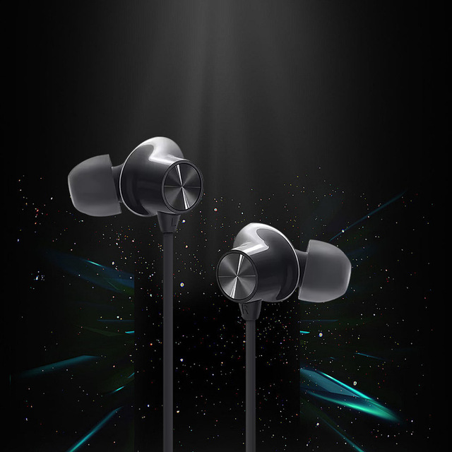 Trending Charging Case Wireless Earbuds 2024 5.3 With Led Display Earphone Manufacturers Powerful Bass Best Quality Earphones