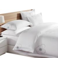 Ensembles de literie d'hôtel 100% coton Queen Size imprimé à la demande Ensemble de draps blancs pour hôtels