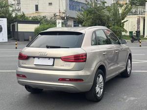 <span class=keywords><strong>Audi</strong></span> Q3 <span class=keywords><strong>2013</strong></span> Luxe SUV Dynamique Caractéristiques Dynamiques Transmission Automatique Cuir Gauche Jantes Métal <span class=keywords><strong>R18</strong></span> Turbo Chine Voiture d'Occasion à Prix Réduit - Product Image 4