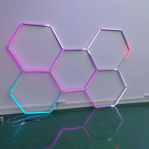 Hexagon 3D RGBIC Applique Murale Personnalisable Formes Taille Salon de l'Automobile pour Concessionnaires et Halls d'Exposition de Véhicules - Product Image 4