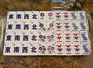 Bộ quân cờ Mahjong acrylic trong suốt màu tím đậm, in họa tiết thỏ hề, dành cho các buổi chơi game thời trang của các quý cô. - Product Image 6