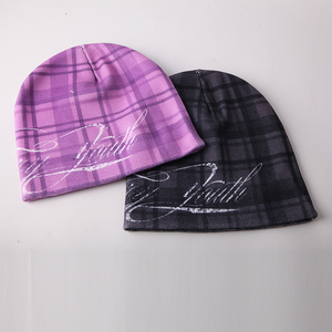 Casquettes en tricot jacquard imprimées avec des motifs personnalisés, doublées de satin à l'intérieur, chapeau Skully Y2k réversible - Product Image 1
